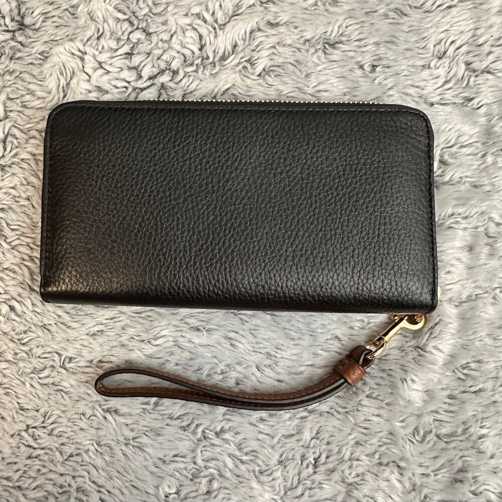 Coach Horse and Carriage Black Pebbeled Leather Long Zip Around Wallet - Picture 2 of 7